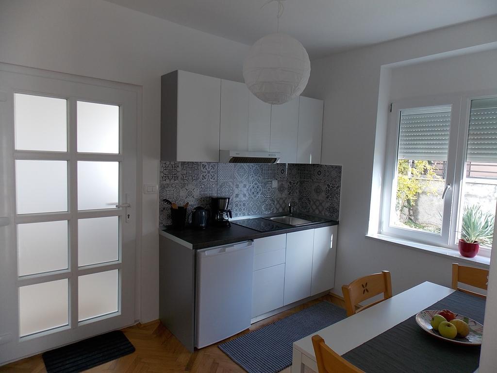 Apartment Ellalinda Опатія Екстер'єр фото